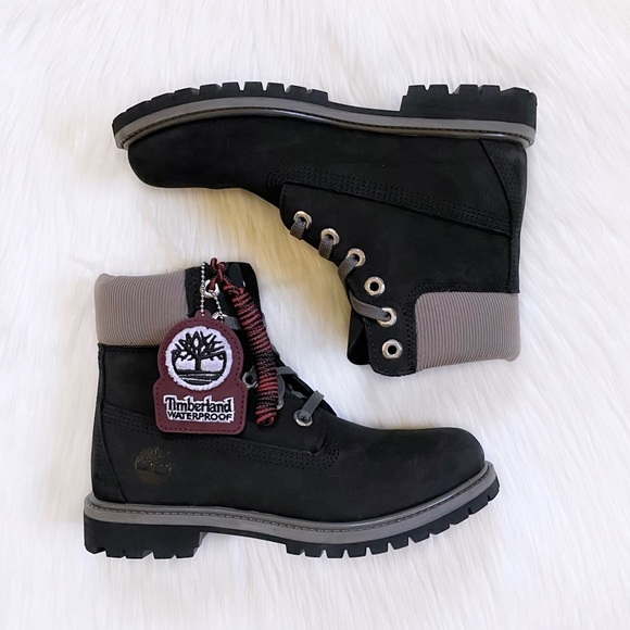 Timberland Women’s Premium 6 Inch Waterproof Black Boots - Picture 7 of 8